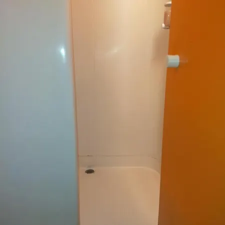 Hotel Thania