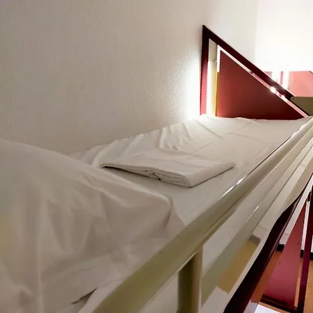 Thania Hotel Frontignan